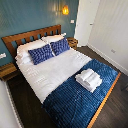 Premier 4 - Stunning Suite, Beautiful Sea Views Сент-Айвс Экстерьер фото
